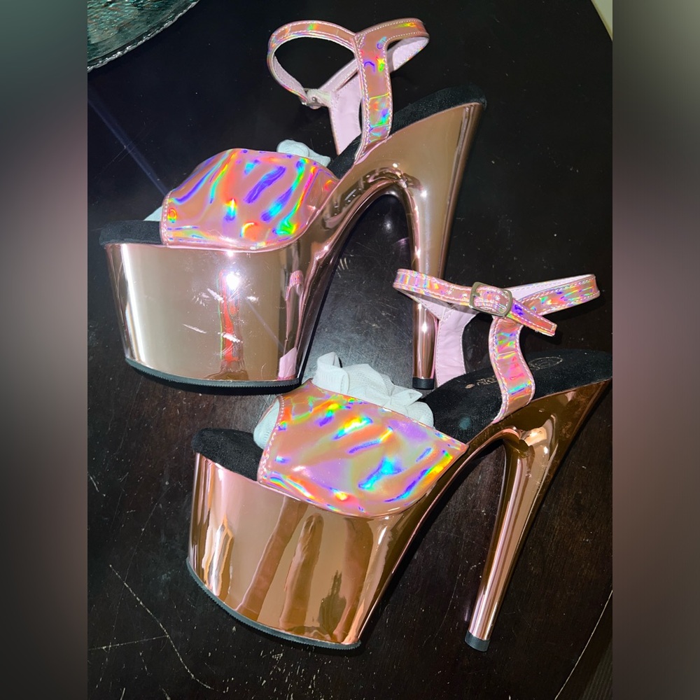 Pink iridescent Pleasers Sz.7